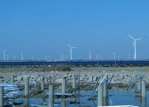 點擊查看詳細(xì)信息<br>標(biāo)題：鹽城大豐20MW光伏電站項目（中電投） 閱讀次數(shù)：4451